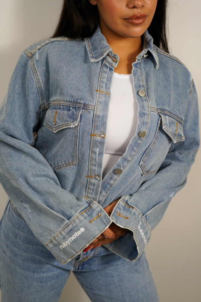 CONFIDENT DENIM JACKET